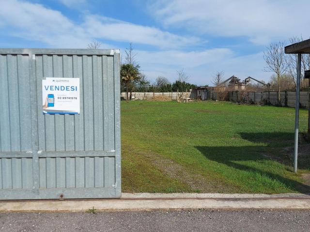 #23285 Capannone con area di pertinenza edificabile in vendita - foto 3