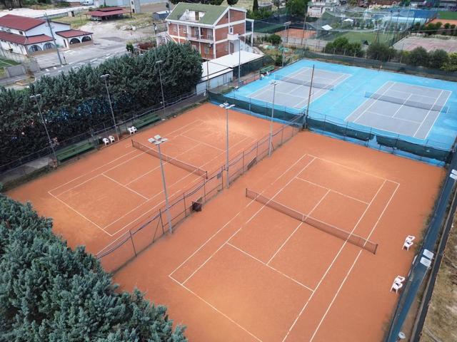 #2536513 Impianto sportivo a Foggia in vendita - foto 12