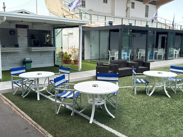 Campi sportivi in vendita