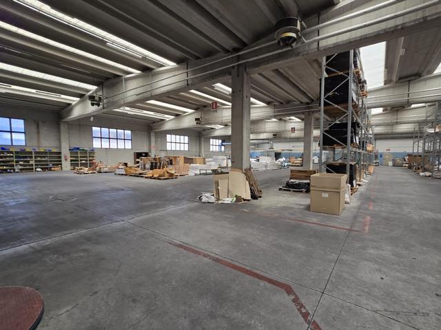 Stabilimenti produttivi in vendita
