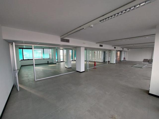 Grandi dimensioni in vendita