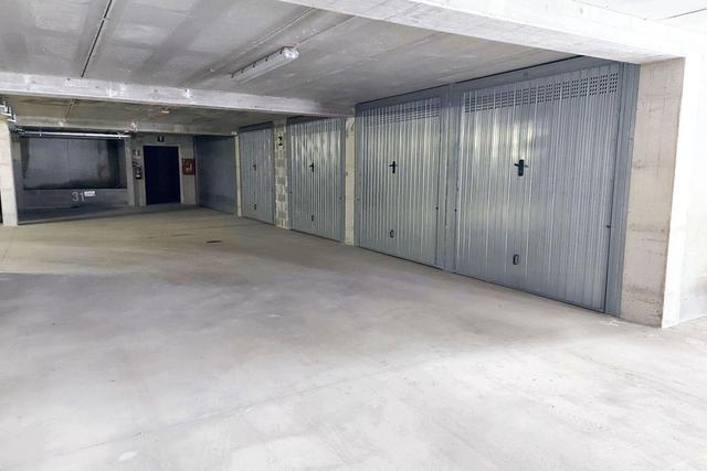Garage in vendita