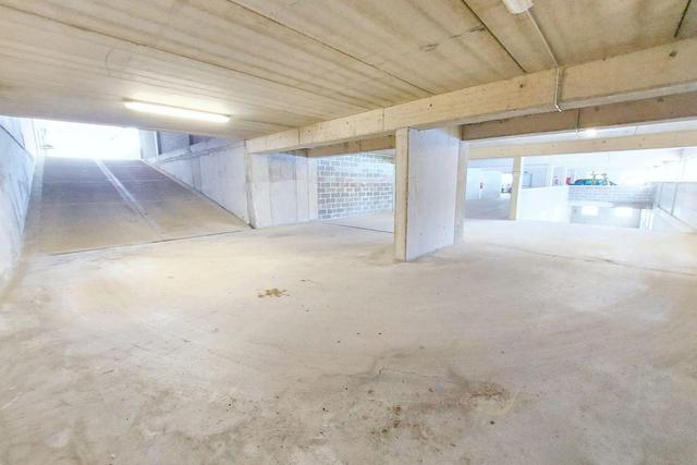 Garage in vendita