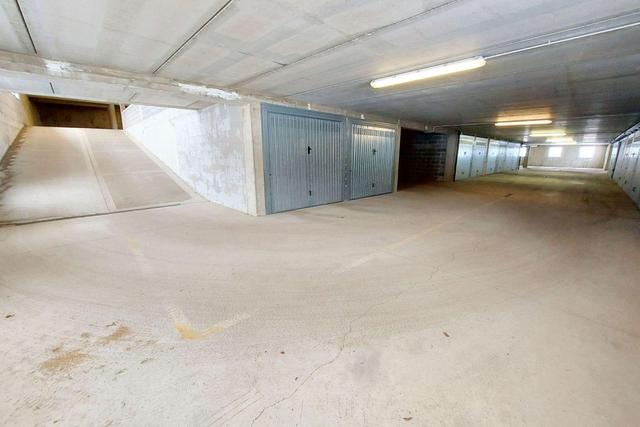 Garage in vendita