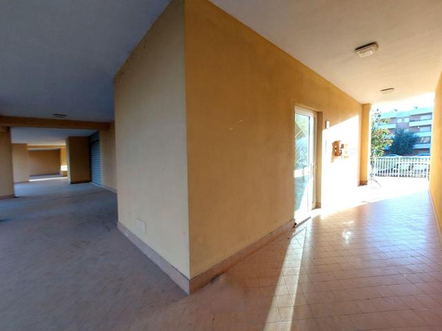 #24331 Negozio al grezzo con corte esclusiva e cantina  (sub 2) in vendita - foto 8