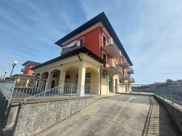 #2638637 Ampio locale commerciale in vendita - foto 12