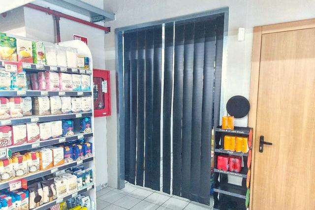 Negozi in vendita