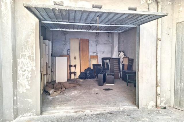 Garage in vendita