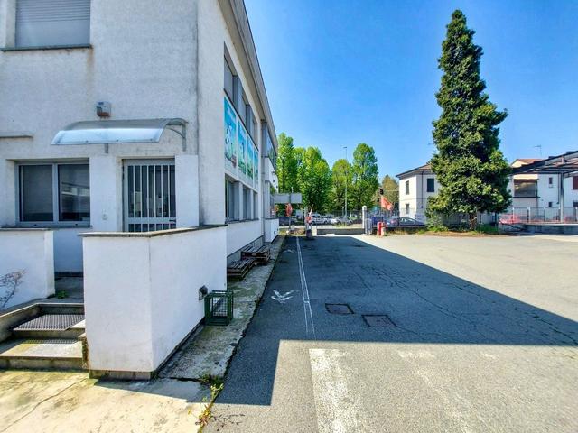 Stabilimenti produttivi in vendita