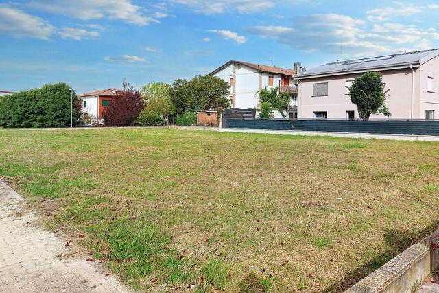 #24427 Terreno edificabile di 645 mq in vendita - foto 12