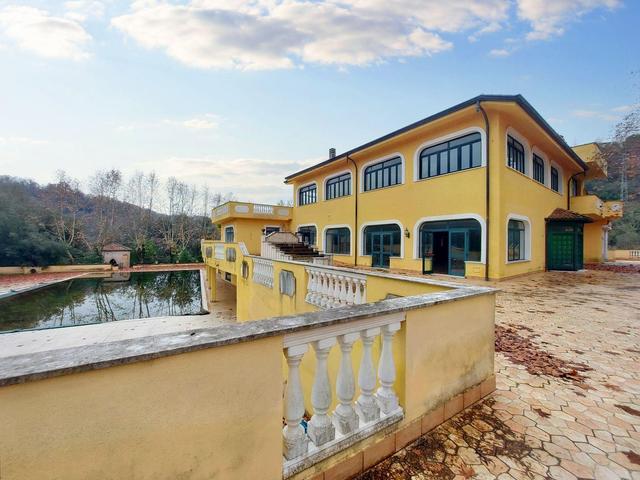#19584 Complesso ricettivo con piscina in vendita - foto 36
