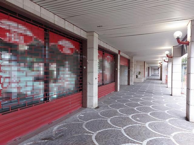 #2655 Ampio negozio con locale autorimessa in vendita - foto 7