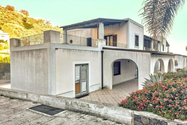 #2537369 Negozio e cantina in edificio polifunzionale in vendita - foto 15