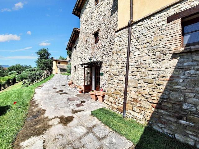 Alberghi in vendita