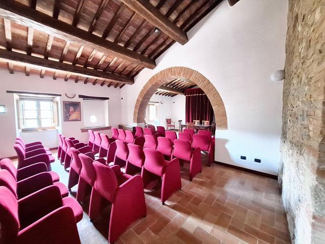 Alberghi in vendita