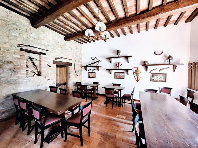 #15016 Struttura ricettiva con centro benessere e campo da golf in vendita - foto 83