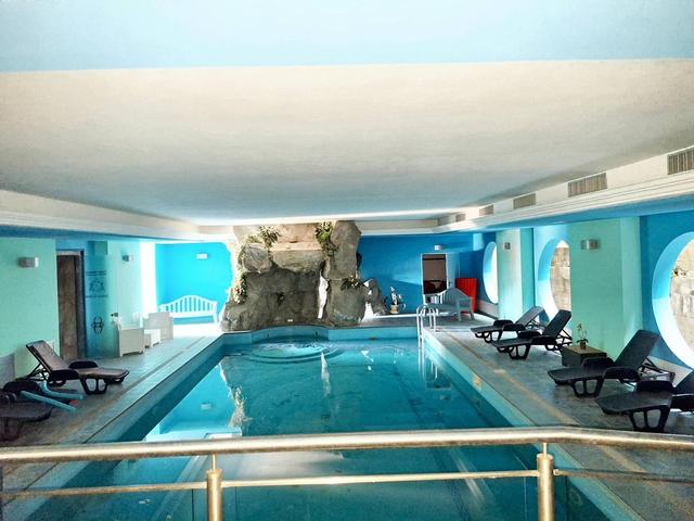 #15016 Struttura ricettiva con centro benessere e campo da golf in vendita - foto 110