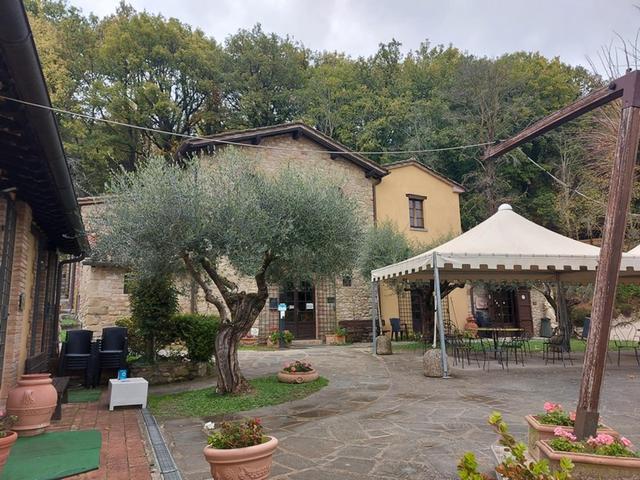 Alberghi in vendita