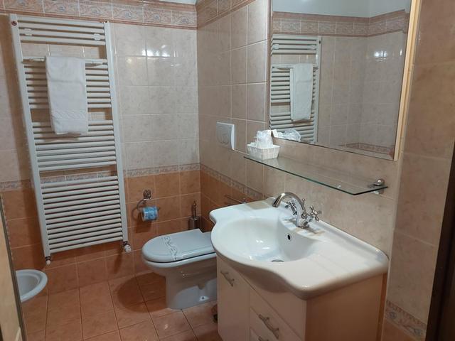 #15016 Struttura ricettiva con centro benessere e campo da golf in vendita - foto 14