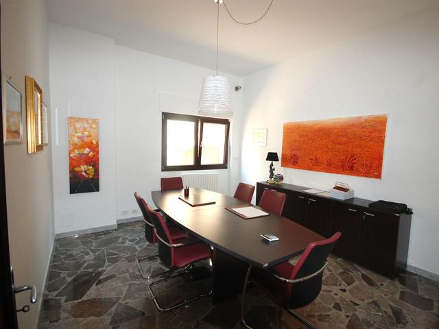 Palazzi in vendita