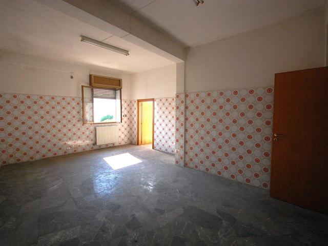 Palazzi in vendita