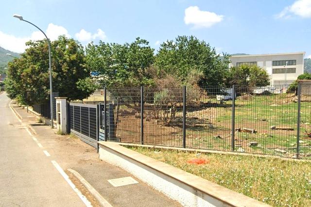 #25936 Appezzamento di 2555 mq in area produttiva in vendita - foto 1