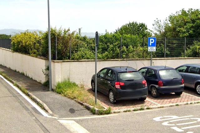 #25936 Appezzamento di 2555 mq in area produttiva in vendita - foto 2