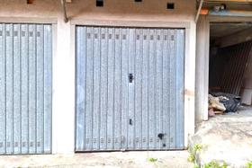 Garage in vendita