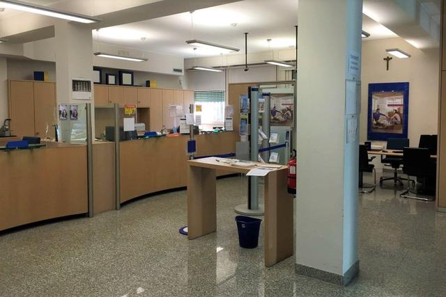 #19669 Locali adibiti ad istituto di credito in vendita - foto 3