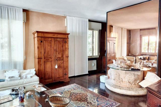 Indipendenti in vendita