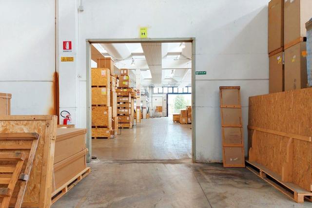 Stabilimenti produttivi in vendita