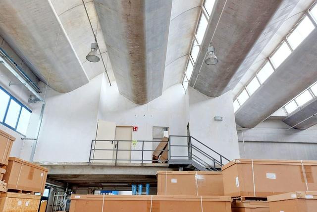 Stabilimenti produttivi in vendita