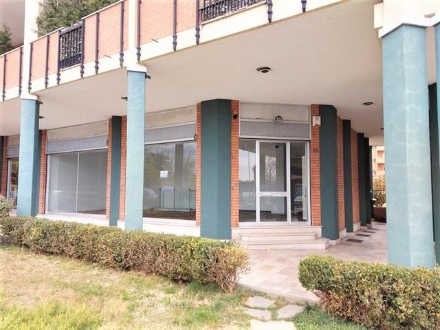 #14675 Negozio e magazzino in vendita - foto 1