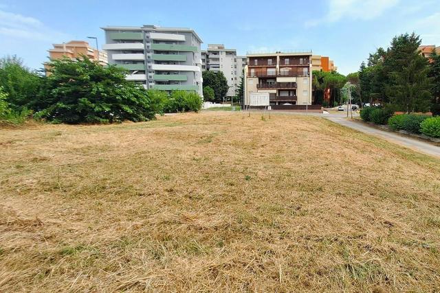 #24078 Area edificabile di 1227 mq in zona residenziale in vendita - foto 6