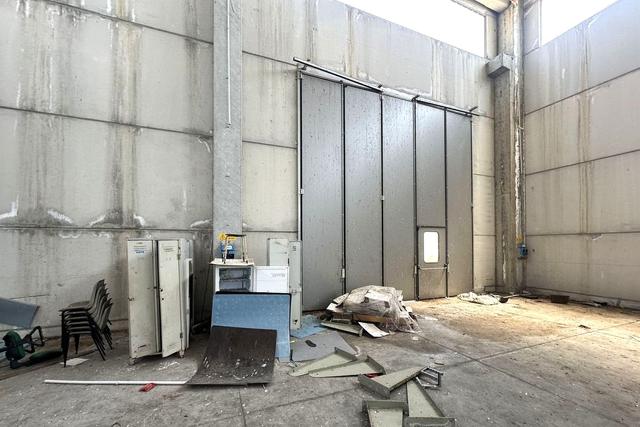 #2639837 Opificio con uffici e cortile privato (part 476) in vendita - foto 10