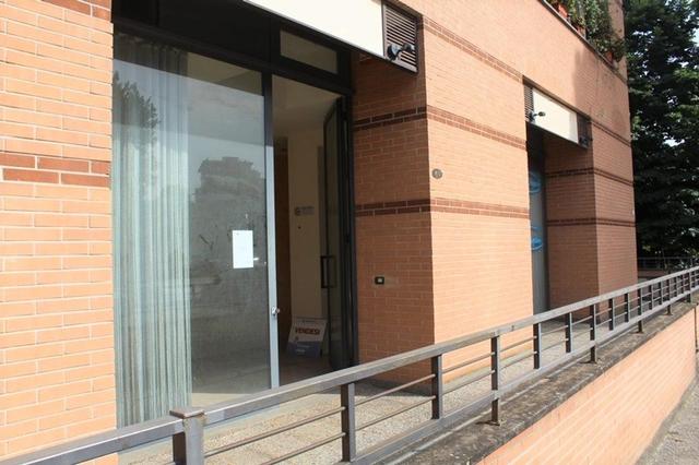 #14893 Tre negozi vicini in edificio polifunzionale in vendita - foto 21