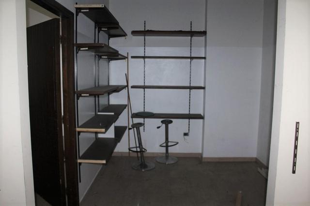 #14893 Tre negozi vicini in edificio polifunzionale in vendita - foto 3