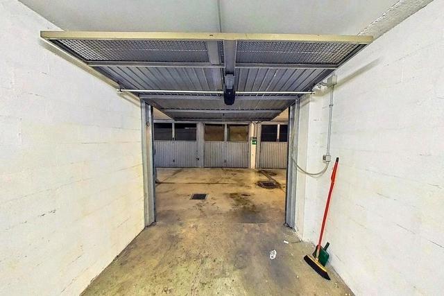 Garage in vendita