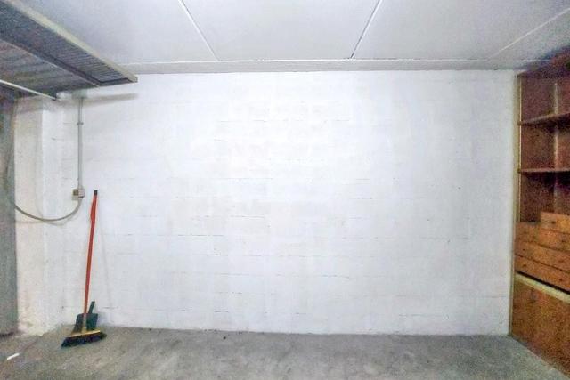 Garage in vendita