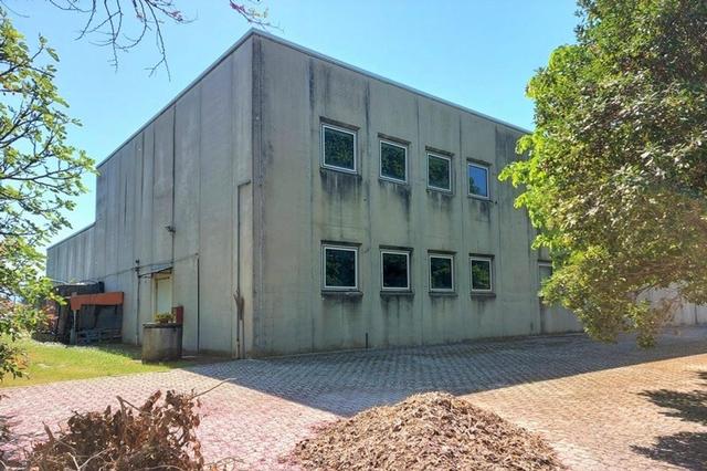 Stabilimenti produttivi in vendita