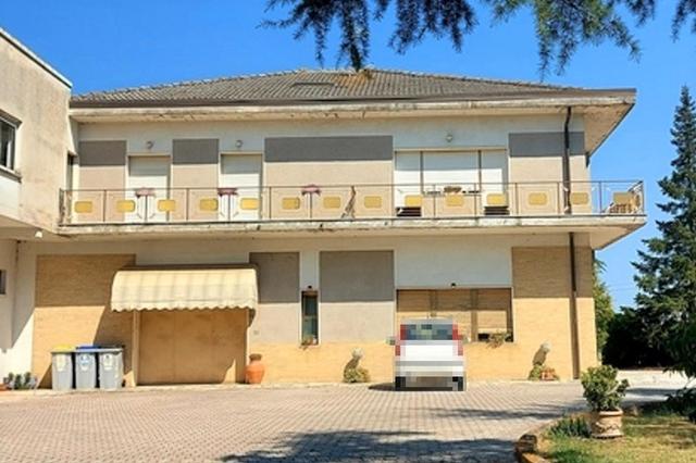 Stabilimenti produttivi in vendita