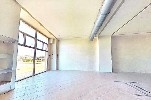 #2536099 Negozio (sub 26) in complesso commerciale in vendita - foto 5