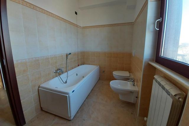 #15880 Ufficio in palazzina (sub 24) e pertinenze in vendita - foto 3