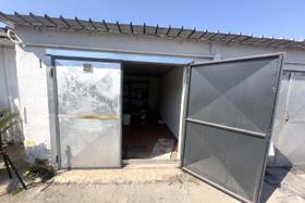 Garage in vendita