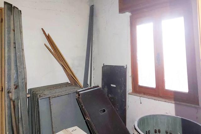 #21456 Complesso commerciale con cortile e pertinenze in vendita - foto 6