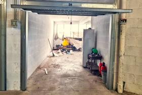 Garage in vendita