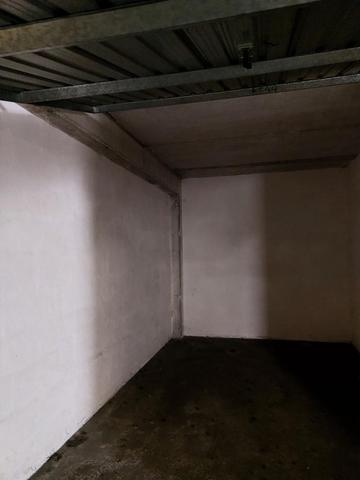 Garage in vendita