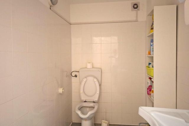 #24098 Edificio commerciale con parcheggio privato in vendita - foto 7