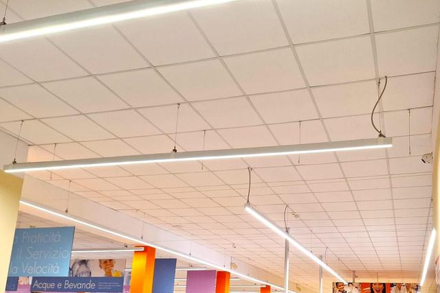 #24098 Edificio commerciale con parcheggio privato in vendita - foto 14
