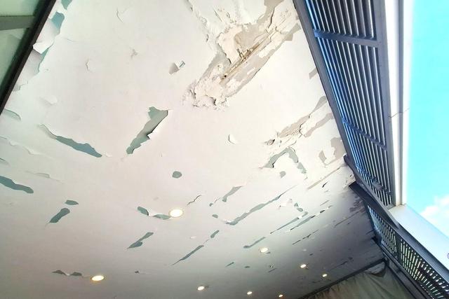 #24098 Edificio commerciale con parcheggio privato in vendita - foto 18